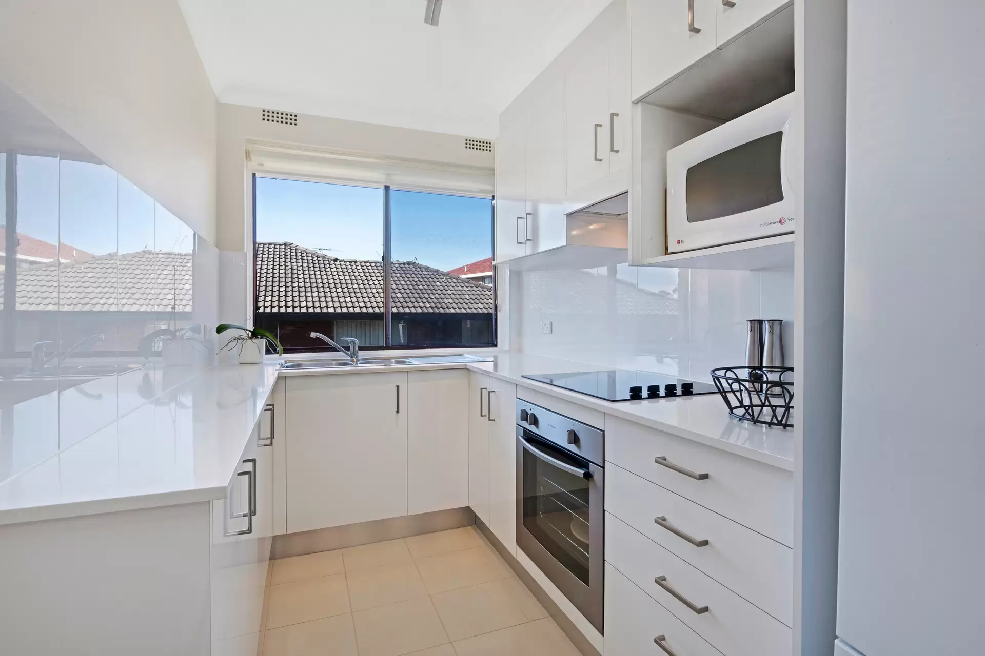12/11-13 Cambridge Street, Gladesville Sold by Cassidy Real Estate - image 1