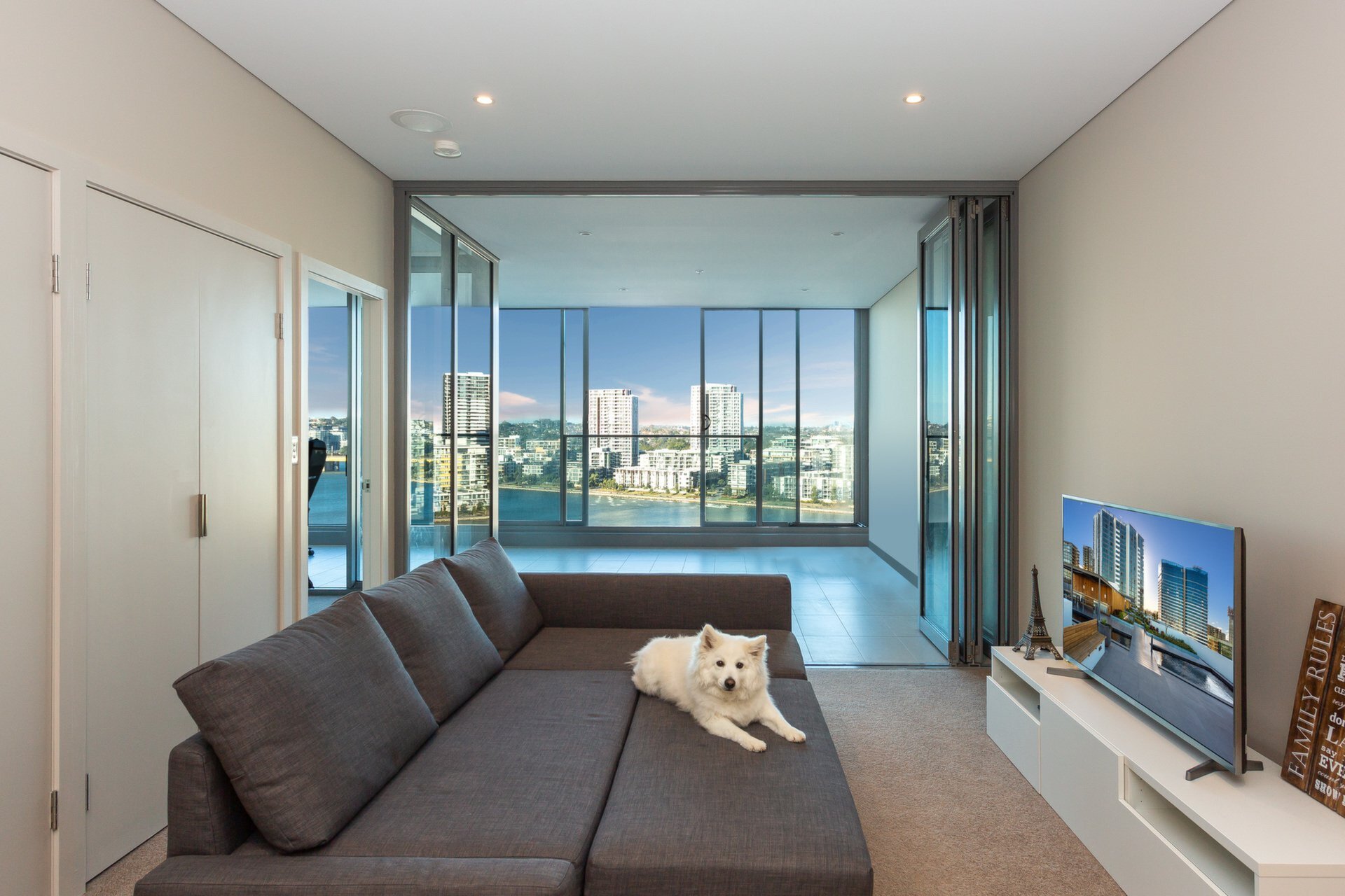 1506/18 Footbridge Boulevarde, Wentworth Point Sold by Cassidy Real Estate - image 1