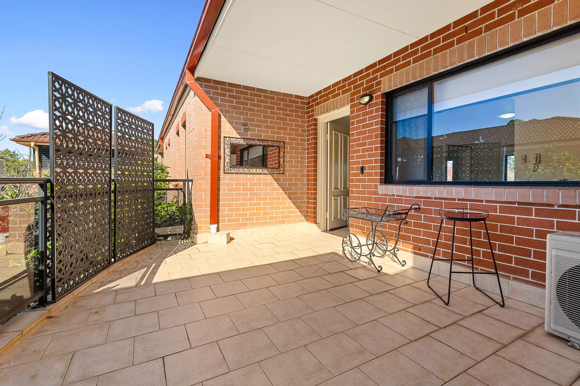 7/335-337 Blaxland Road, Ryde Leased by Cassidy Real Estate - image 1
