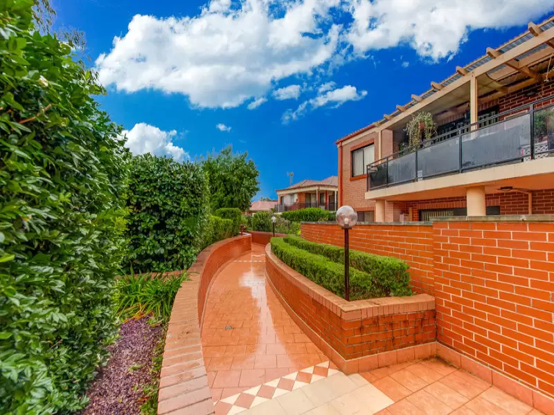7/335-337 Blaxland Road, Ryde Leased by Cassidy Real Estate - image 1