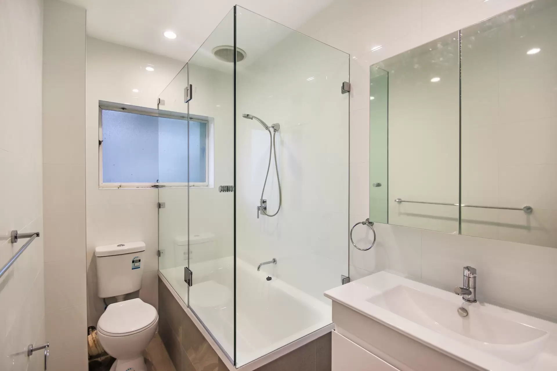 11/14 Curzon Street, Ryde Sold by Cassidy Real Estate - image 1