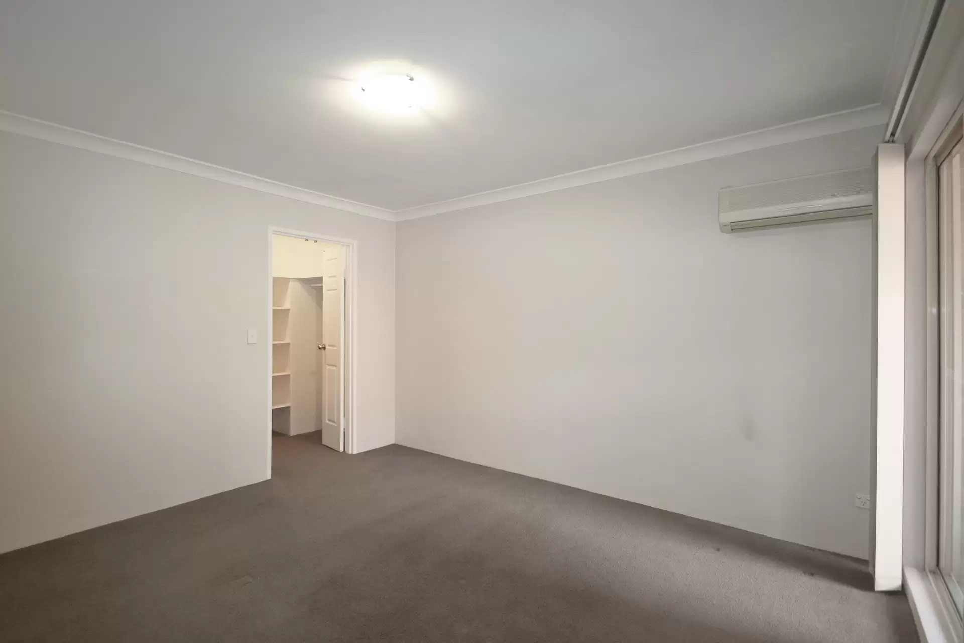 10/4-8 Stansell Street, Gladesville Leased by Cassidy Real Estate - image 1