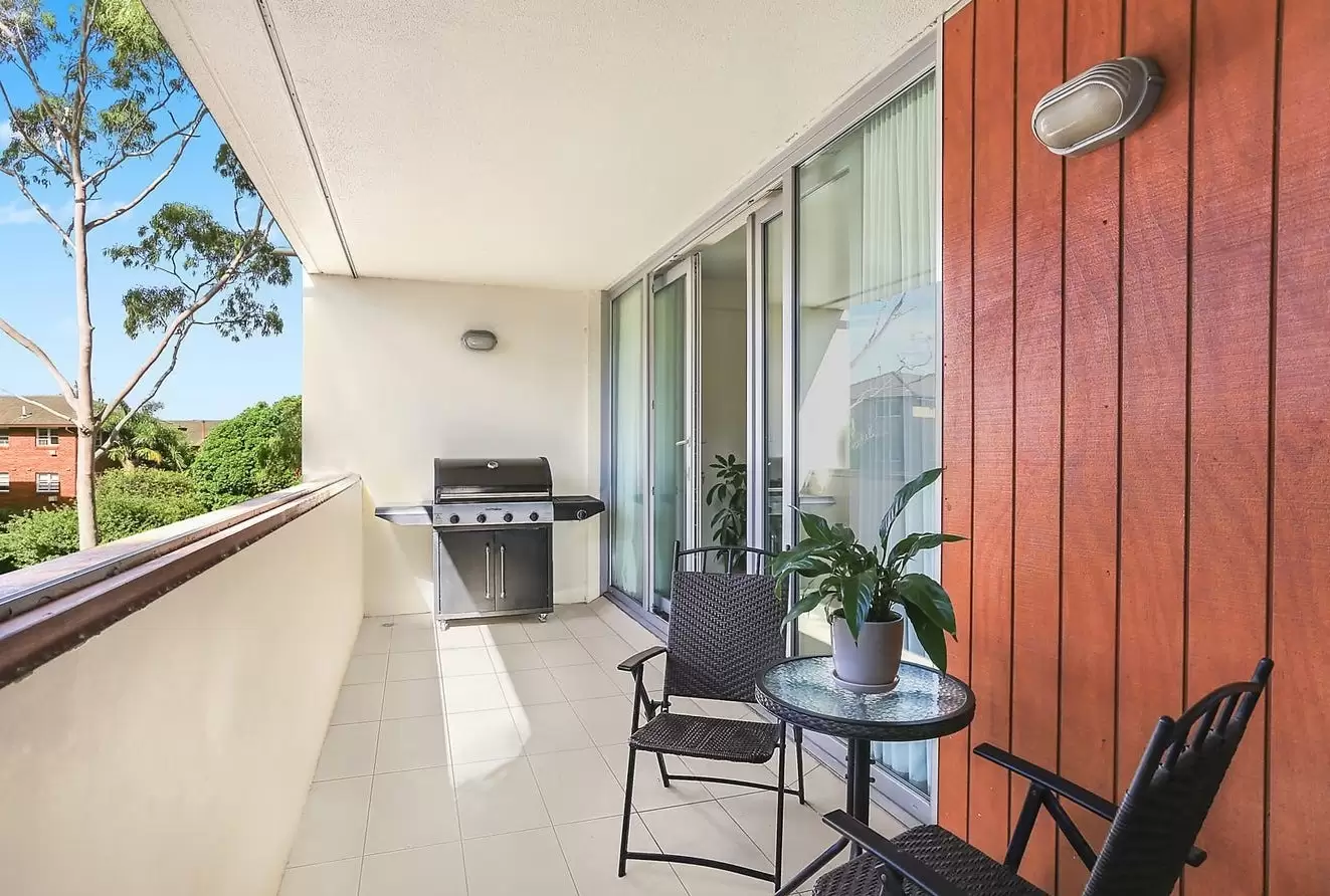 13/129 Spit Road, Mosman Leased by Cassidy Real Estate - image 1
