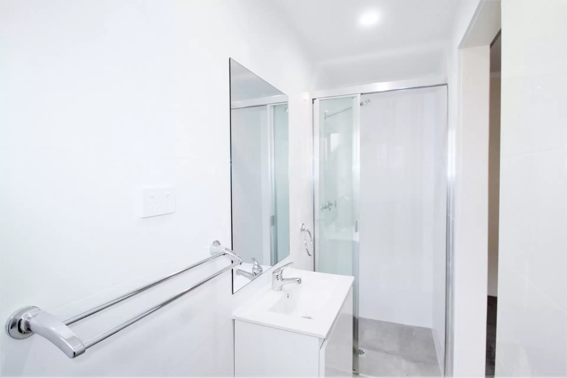 15/29 Meadow Crescent, Meadowbank Leased by Cassidy Real Estate - image 1