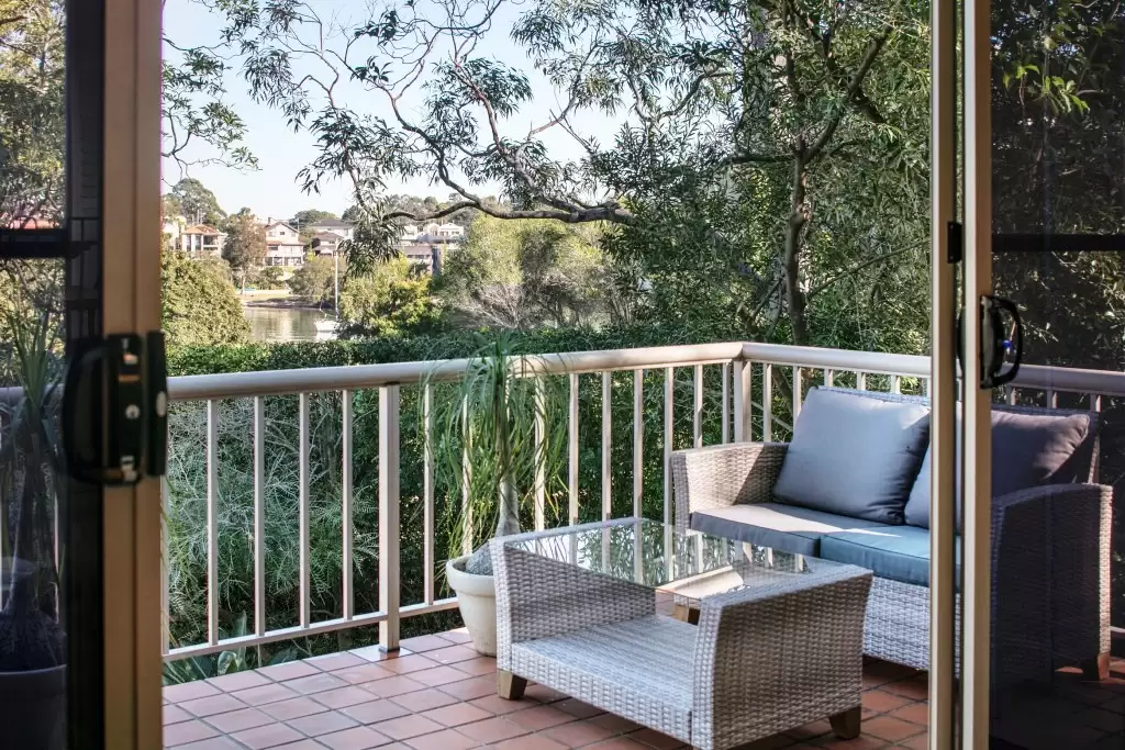 1/3-9a Beach Street, Tennyson Point Leased by Cassidy Real Estate - image 1