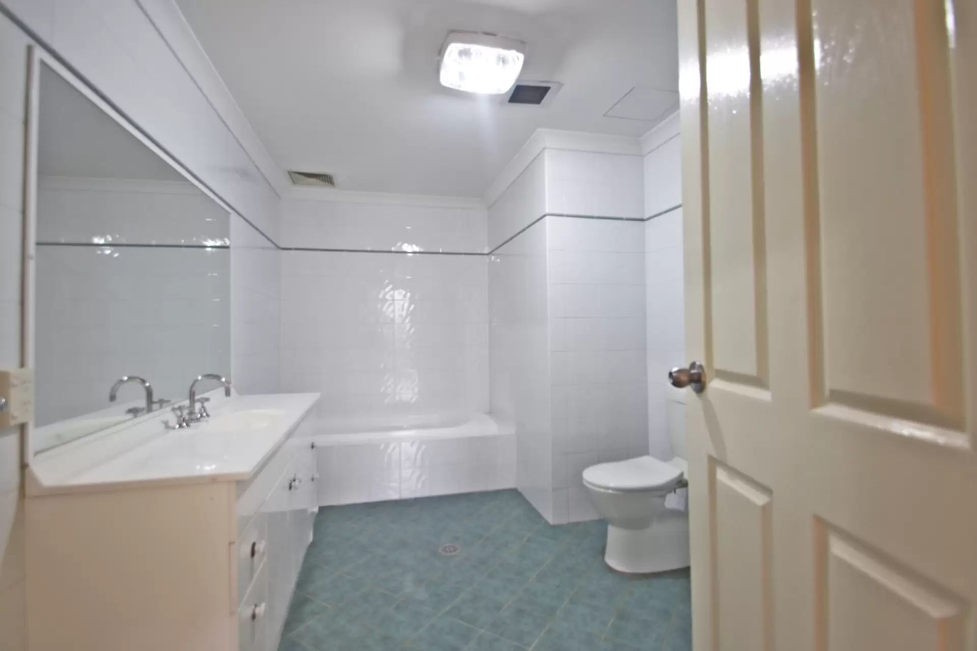 12/927-933 Victoria Road, West Ryde Leased by Cassidy Real Estate - image 1