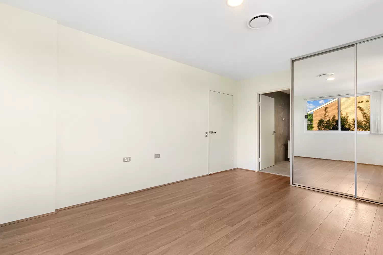 8/120 Victoria Road, Gladesville Leased by Cassidy Real Estate - image 1