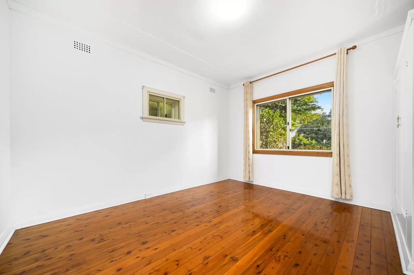 497  Blaxland Road, Denistone East Leased by Cassidy Real Estate - image 1