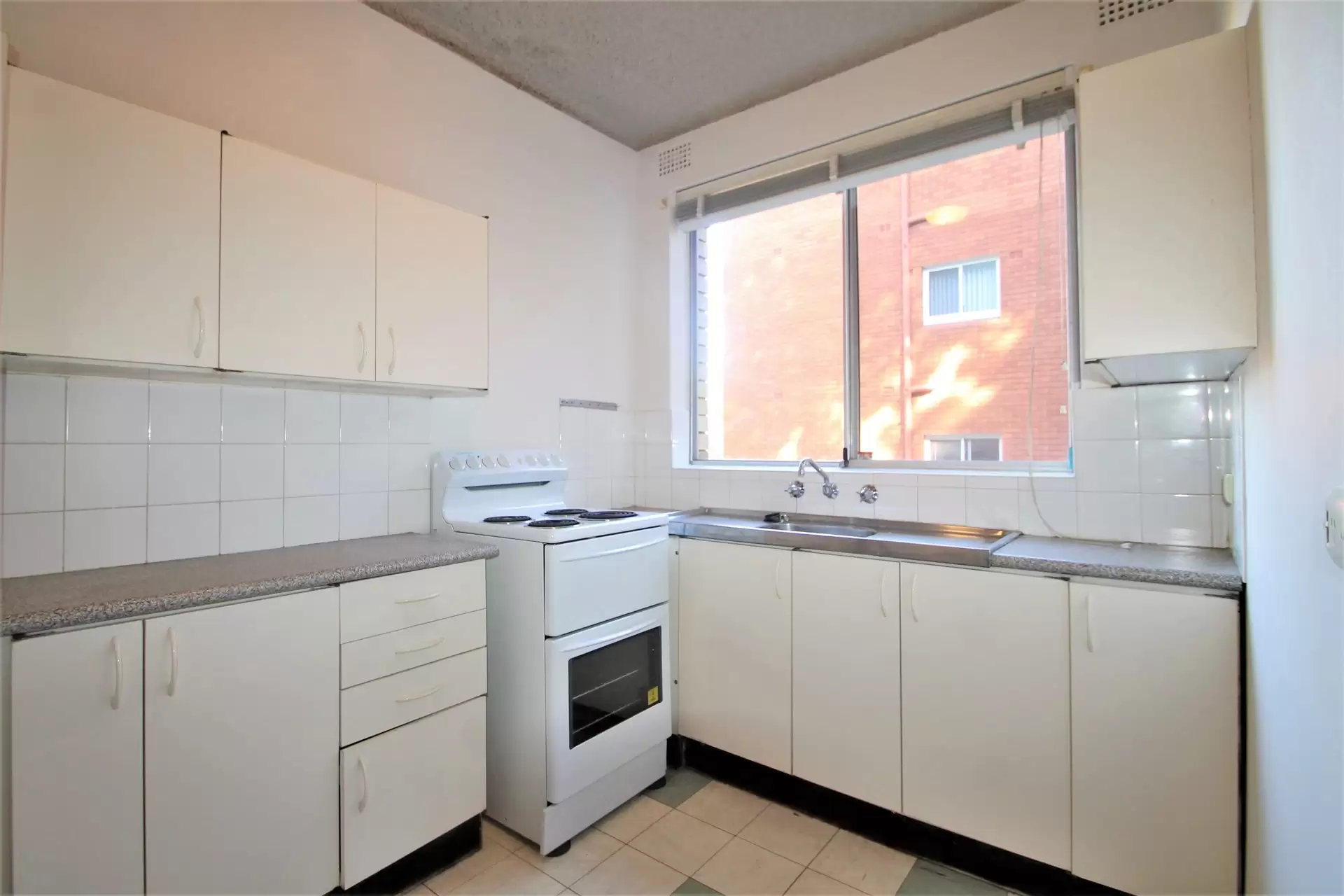 3/25 Wharf Road, Gladesville Leased by Cassidy Real Estate - image 1