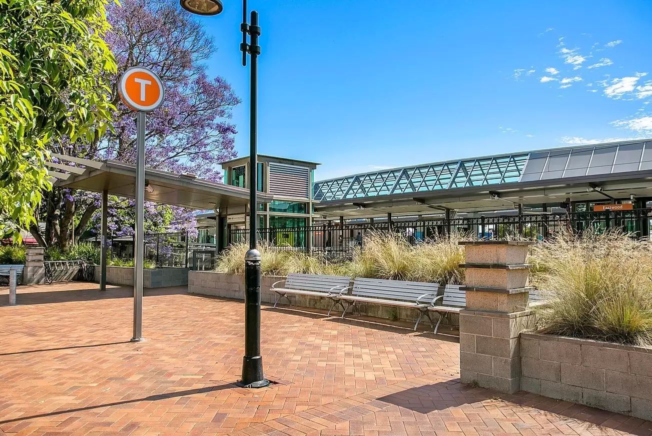 5/12 May Street, Eastwood Leased by Cassidy Real Estate - image 1