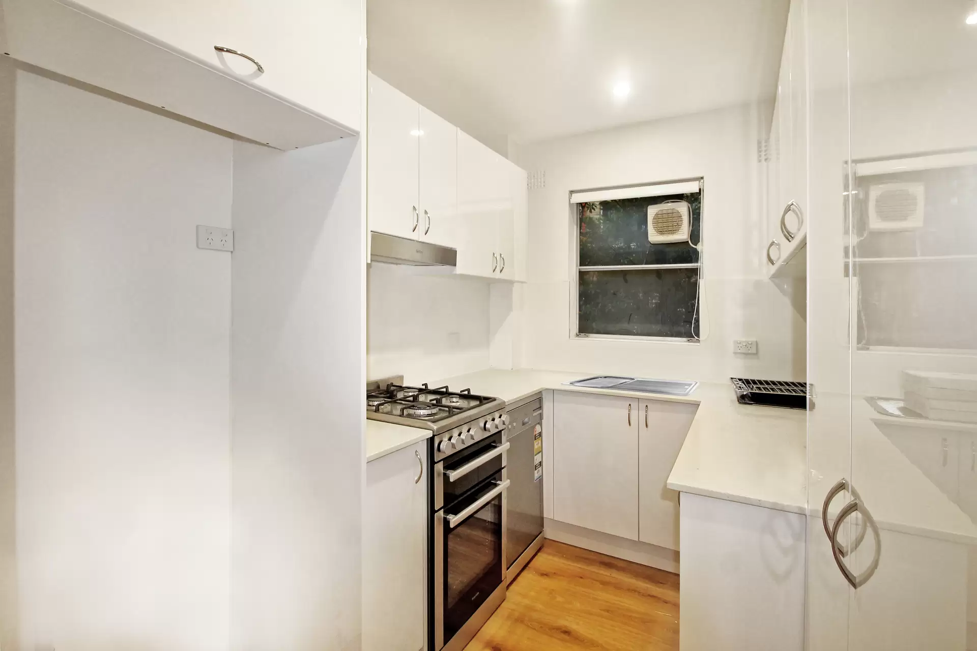 5/12 May Street, Eastwood Leased by Cassidy Real Estate - image 1