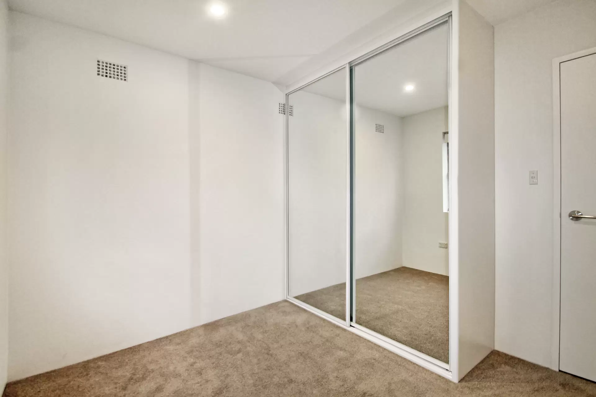 5/12 May Street, Eastwood Leased by Cassidy Real Estate - image 1