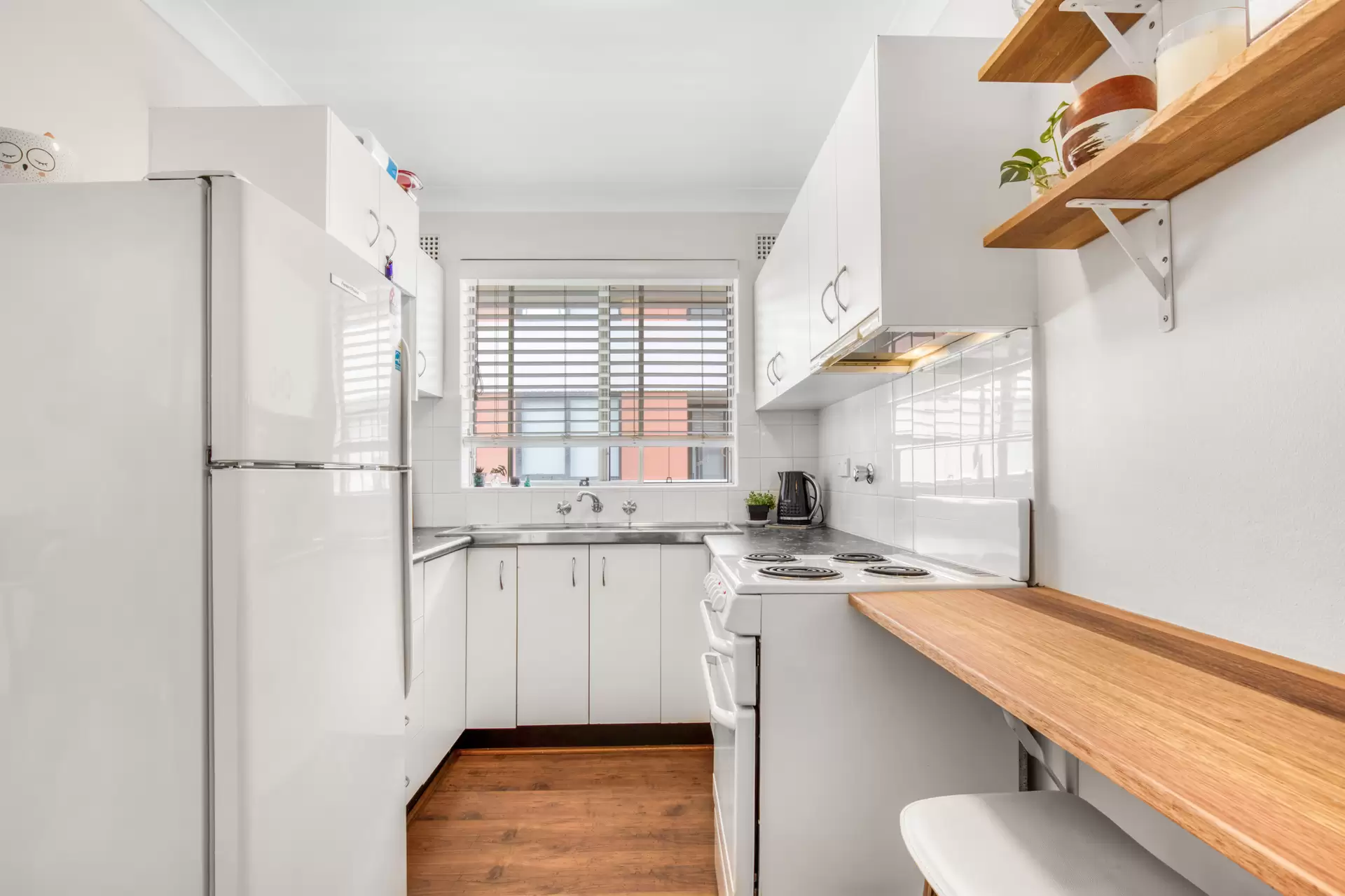 11/1 Western Crescent, Gladesville Leased by Cassidy Real Estate - image 1