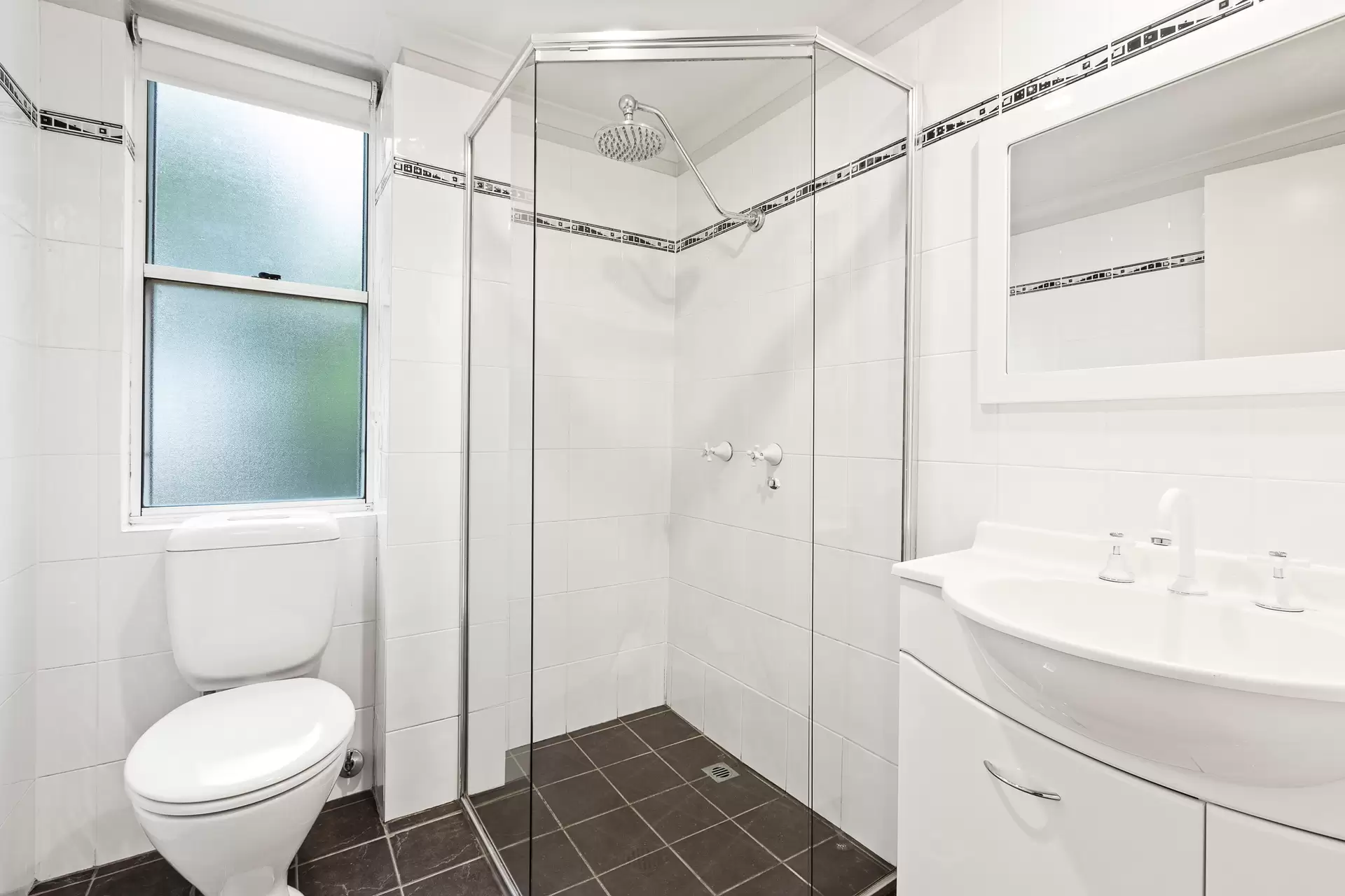 6/18 Linsley Street, Gladesville Sold by Cassidy Real Estate - image 1