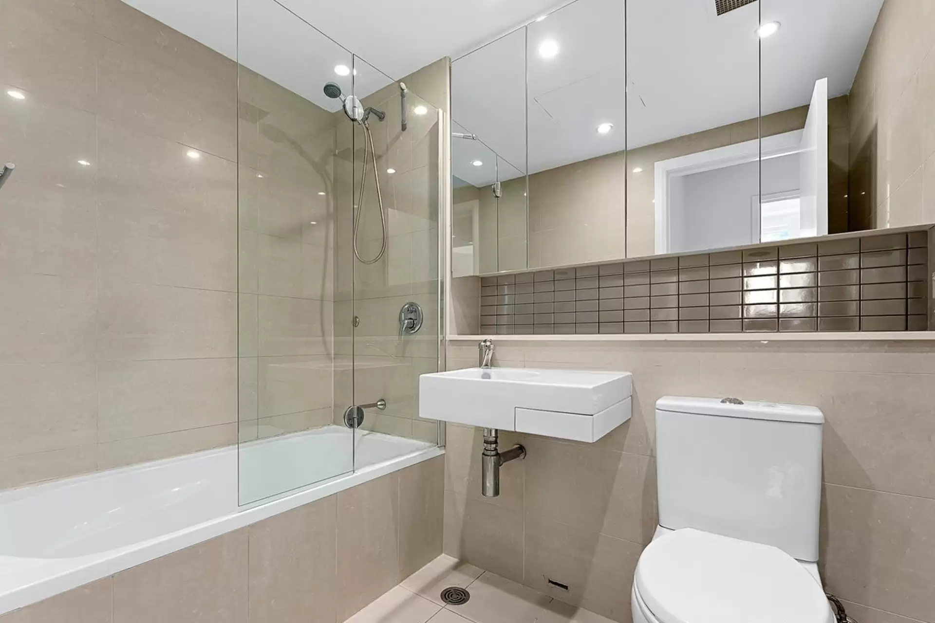 34/11 Bay Drive, Meadowbank Sold by Cassidy Real Estate - image 1