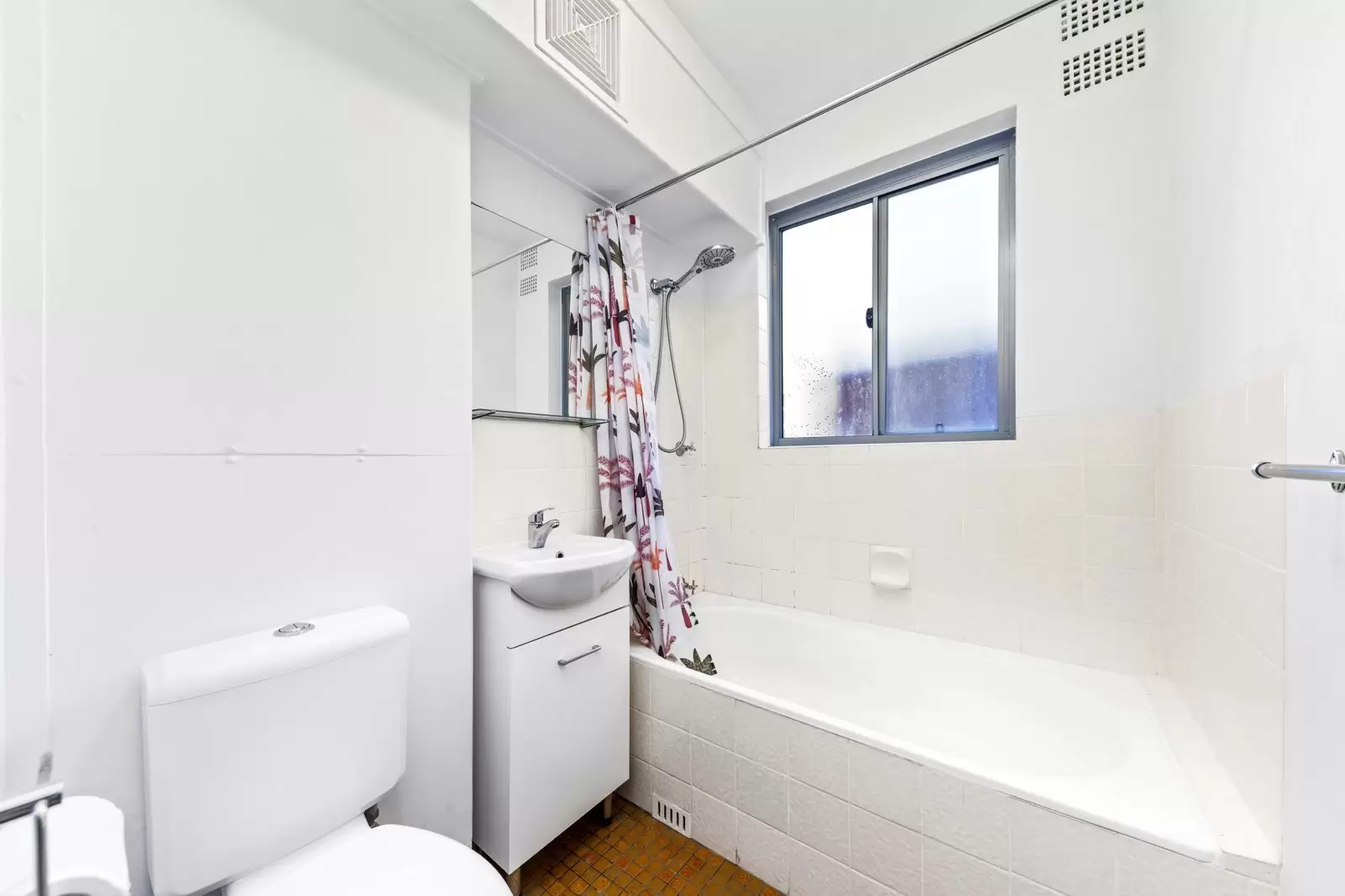 23/21-27 Meadow Crescent, Meadowbank Leased by Cassidy Real Estate - image 1