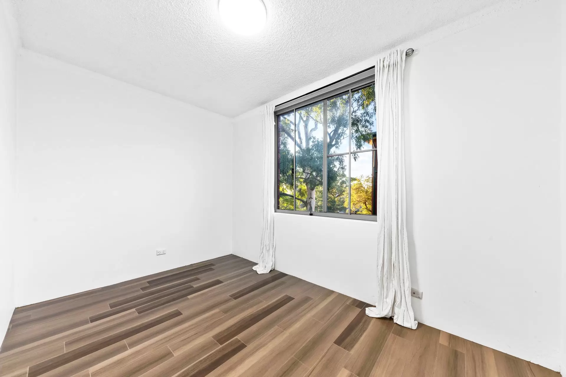 23/21-27 Meadow Crescent, Meadowbank Leased by Cassidy Real Estate - image 1