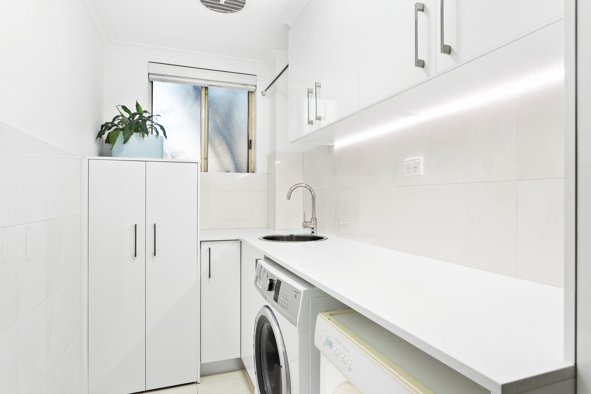 3/21-23 Ashburn Place, Gladesville Sold by Cassidy Real Estate - image 1