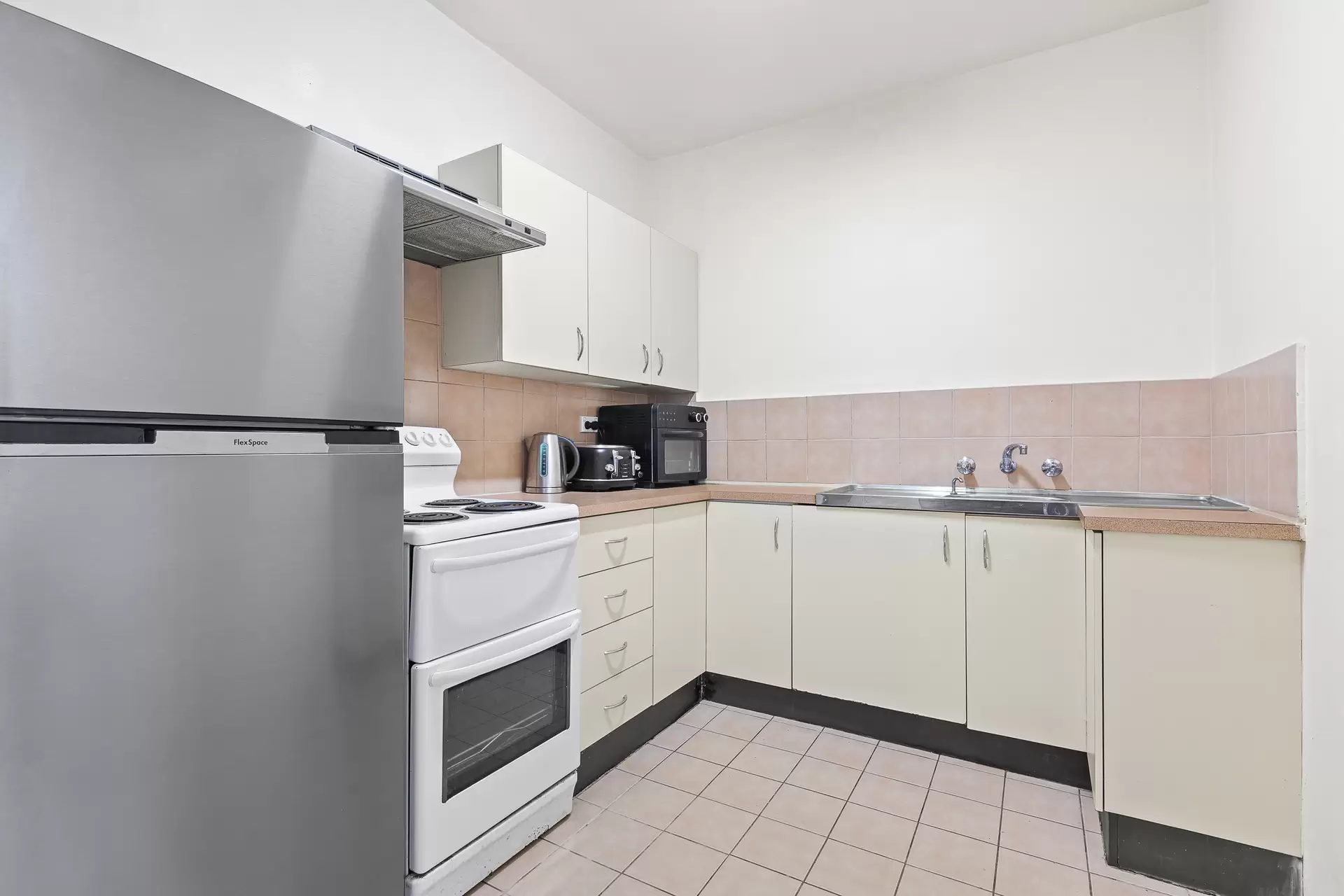 3/9a Cambridge Street, Gladesville Sold by Cassidy Real Estate - image 1