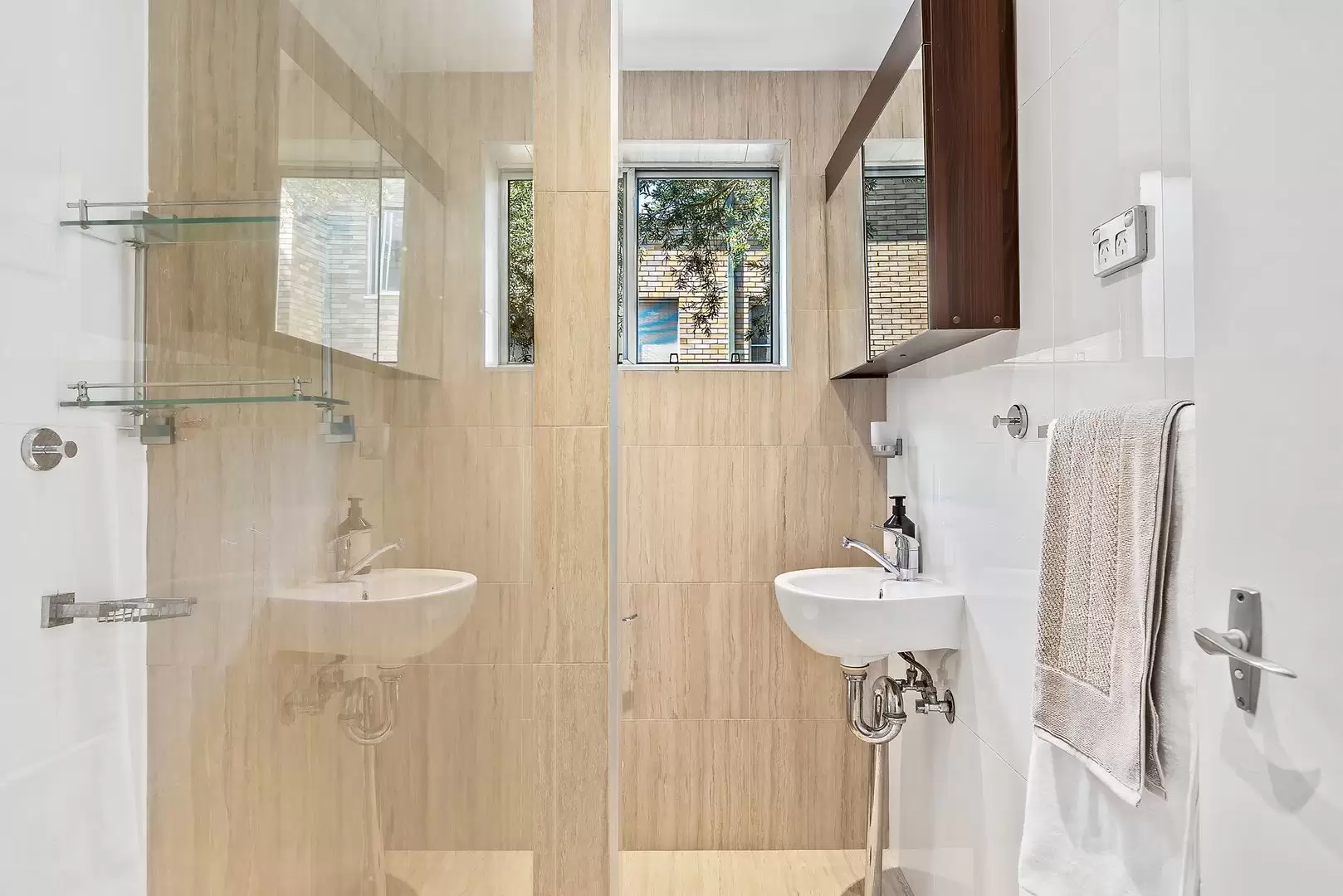6/6-8 Ross Street, Gladesville Leased by Cassidy Real Estate - image 1