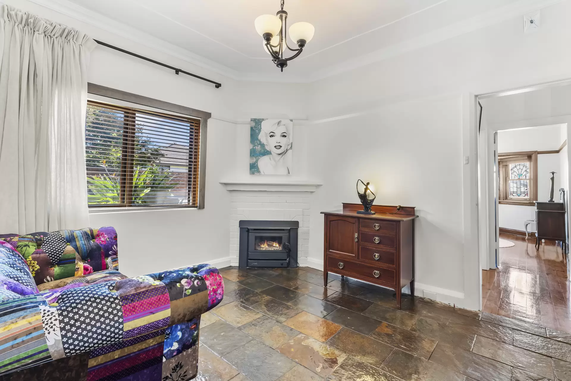 1 Douglas Street, Putney Sold by Cassidy Real Estate - image 1