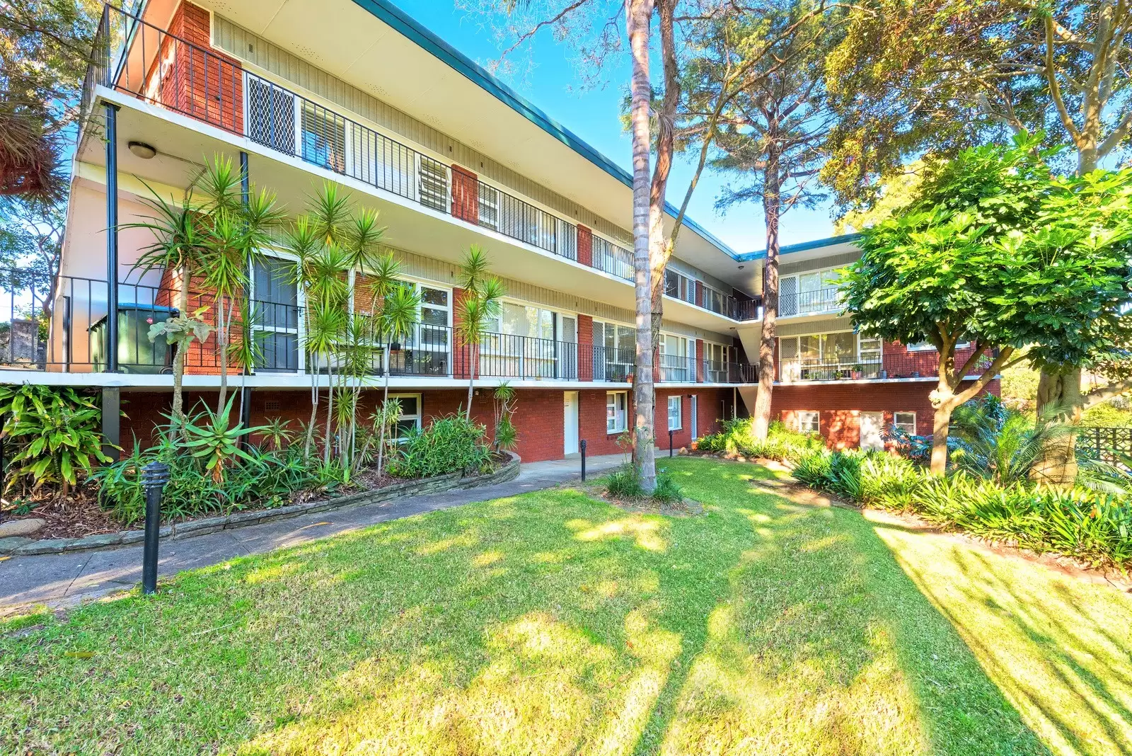 13/50 Milling Street, Hunters Hill Leased by Cassidy Real Estate - image 1