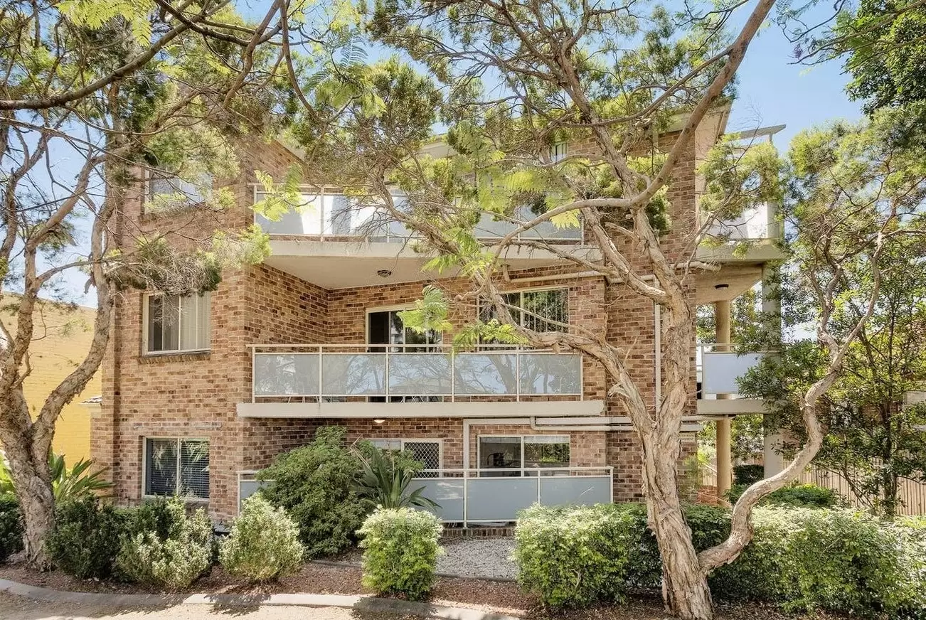 4/194-202 Blaxland Road, Ryde Leased by Cassidy Real Estate - image 1