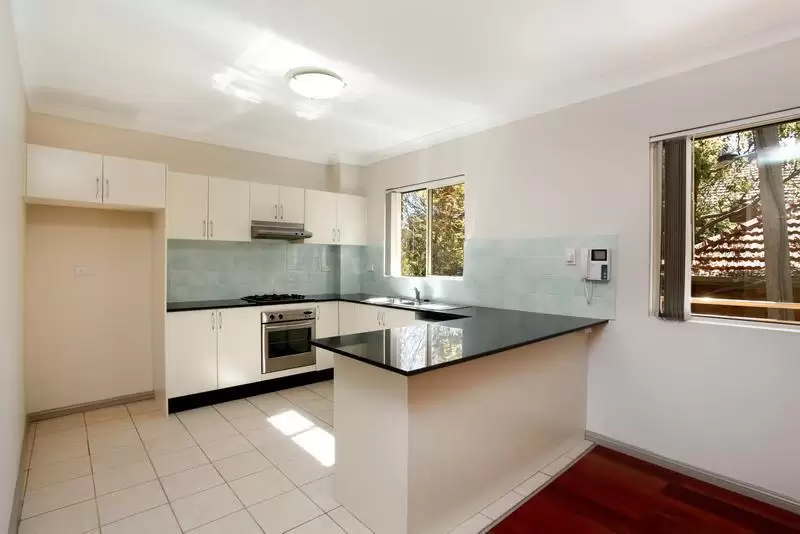 4/194-202 Blaxland Road, Ryde Leased by Cassidy Real Estate - image 1