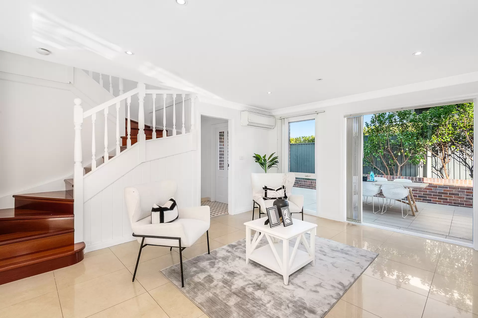 24 Stanley Street, Putney Sold by Cassidy Real Estate - image 1