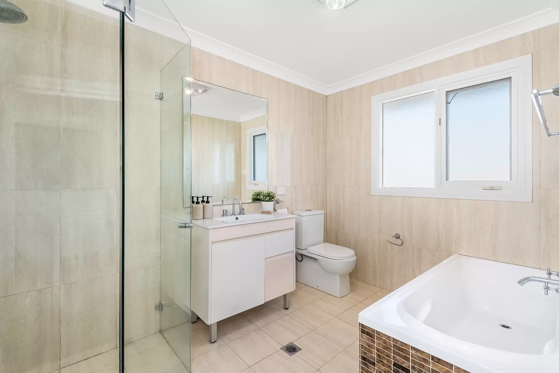 24 Stanley Street, Putney Sold by Cassidy Real Estate - image 1