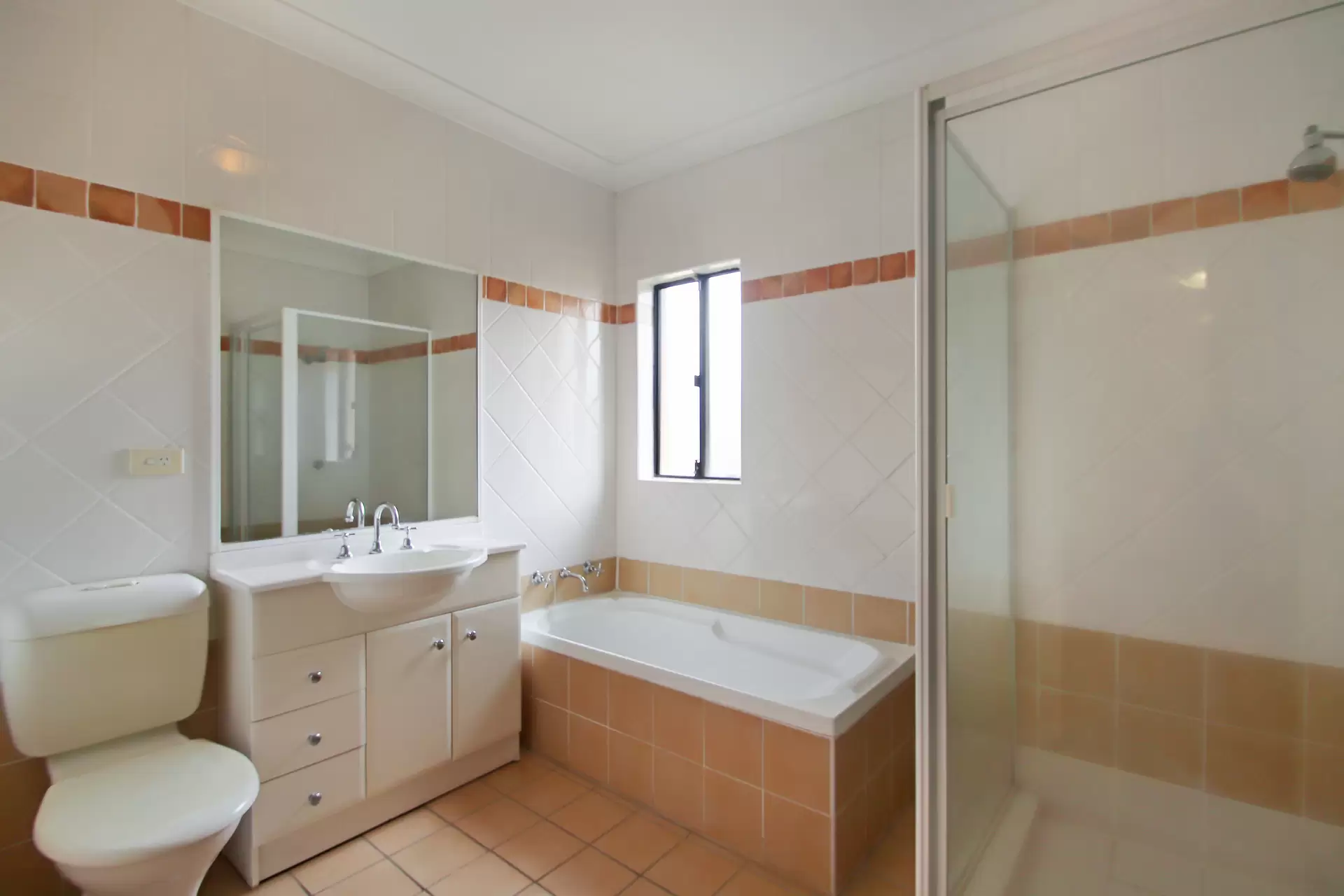 17/2-6 Shirley Street, Carlingford Leased by Cassidy Real Estate - image 1