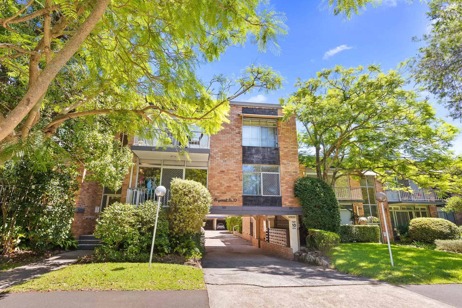 38/10 Mount Street, Hunters Hill Sold by Cassidy Real Estate - image 1