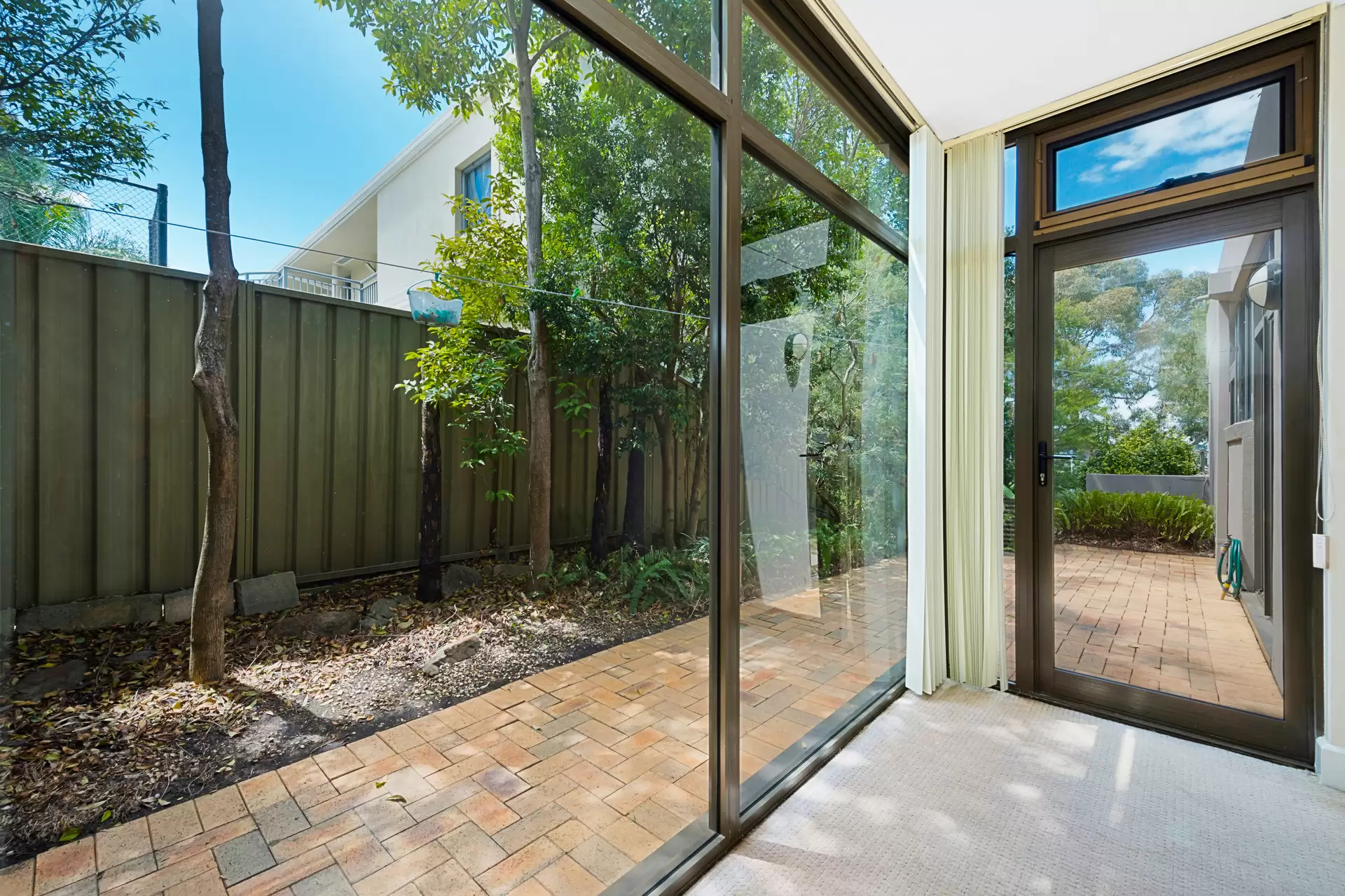 2/90 Champion Road, Tennyson Point Leased by Cassidy Real Estate - image 1