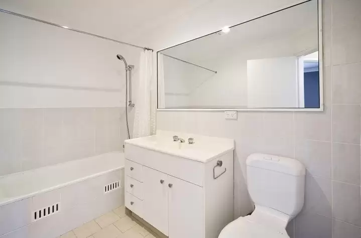 7/6-8 Blair Street, Gladesville Leased by Cassidy Real Estate - image 1