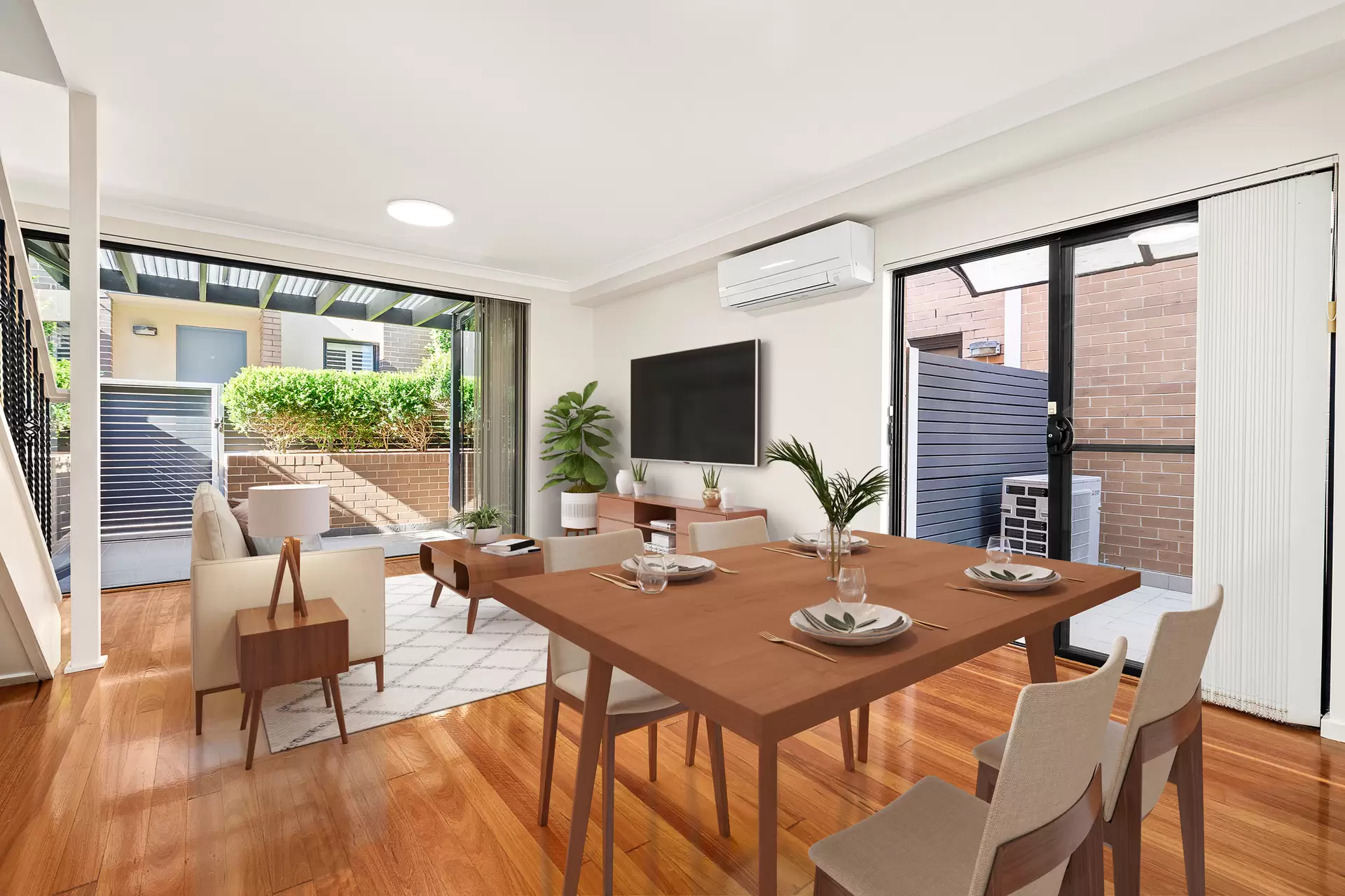 2/83-85A Pittwater Road, Hunters Hill Sold by Cassidy Real Estate - image 1