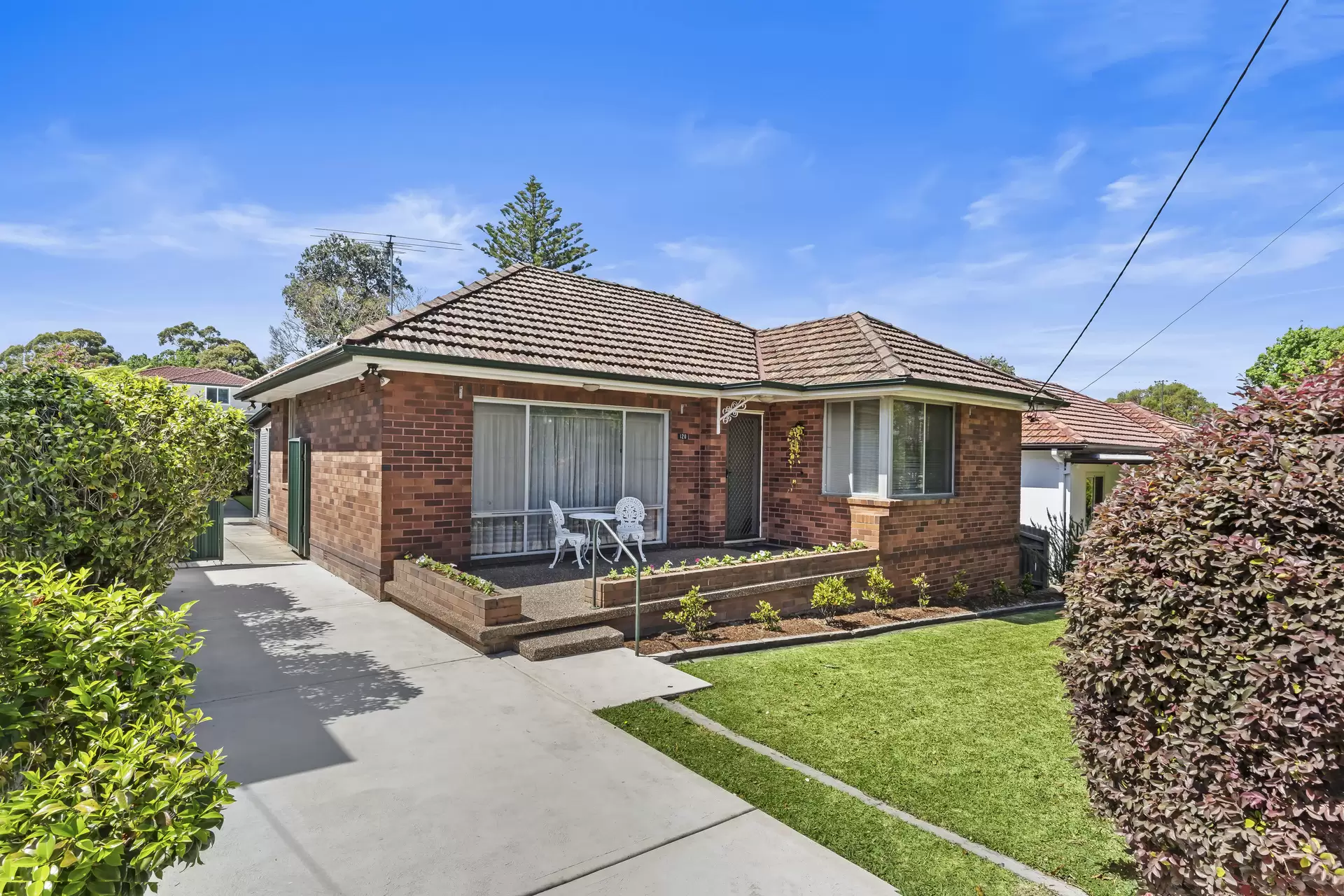 120 Darvall Road, Denistone West Sold by Cassidy Real Estate - image 1