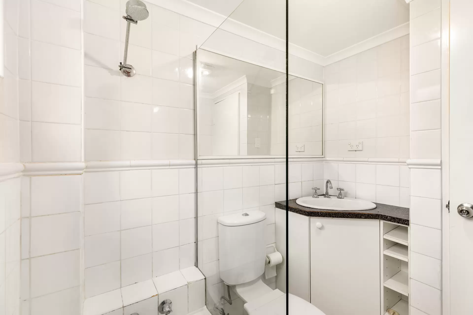 8/10-12 Blair Street, Gladesville Leased by Cassidy Real Estate - image 1