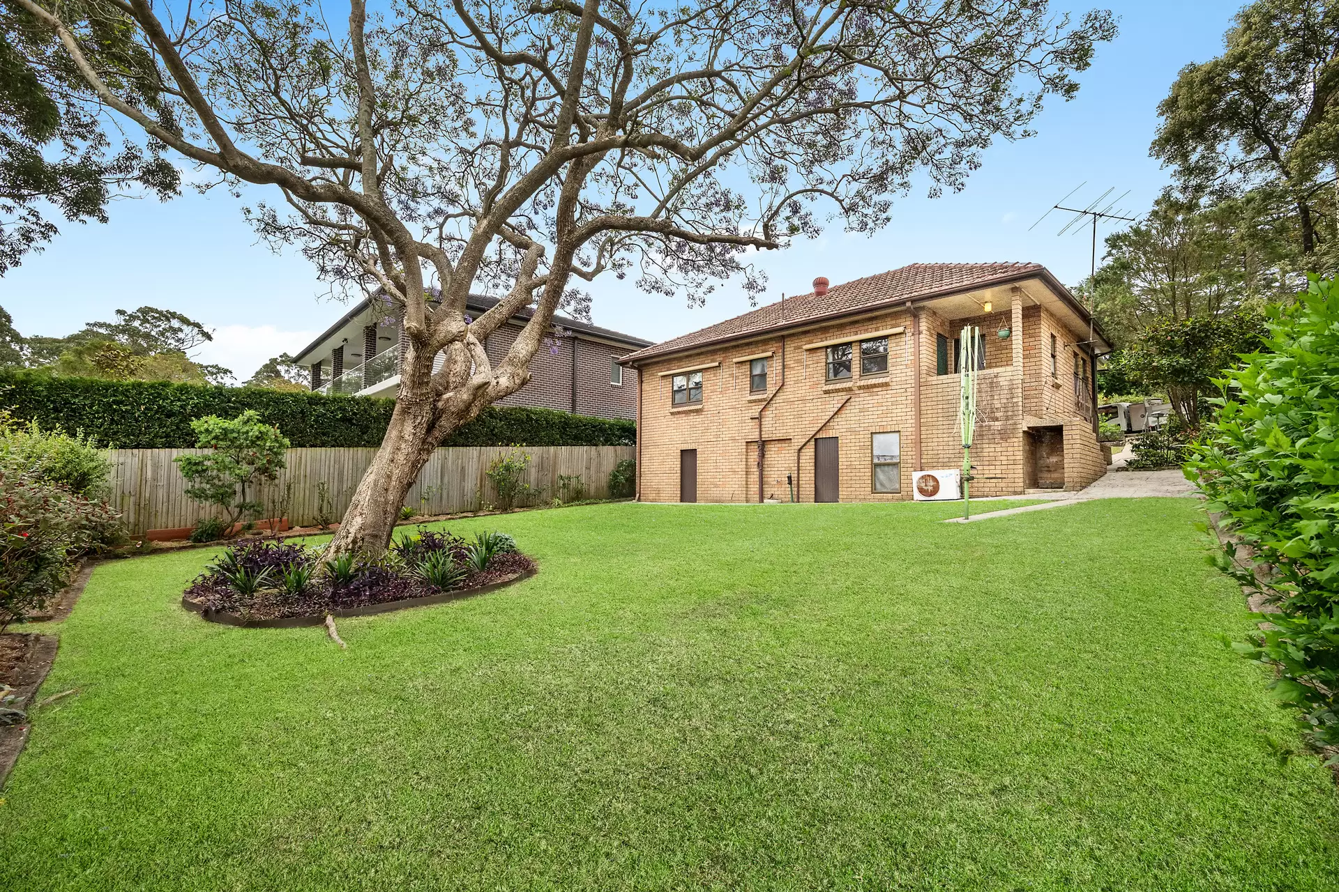 33 Numa Road, North Ryde Sold by Cassidy Real Estate - image 1