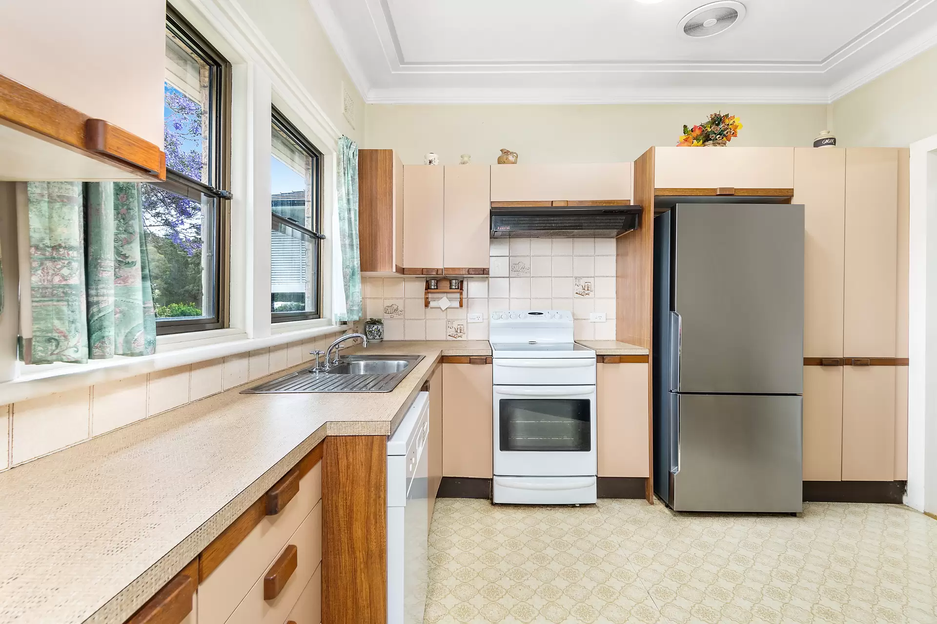 33 Numa Road, North Ryde Sold by Cassidy Real Estate - image 1