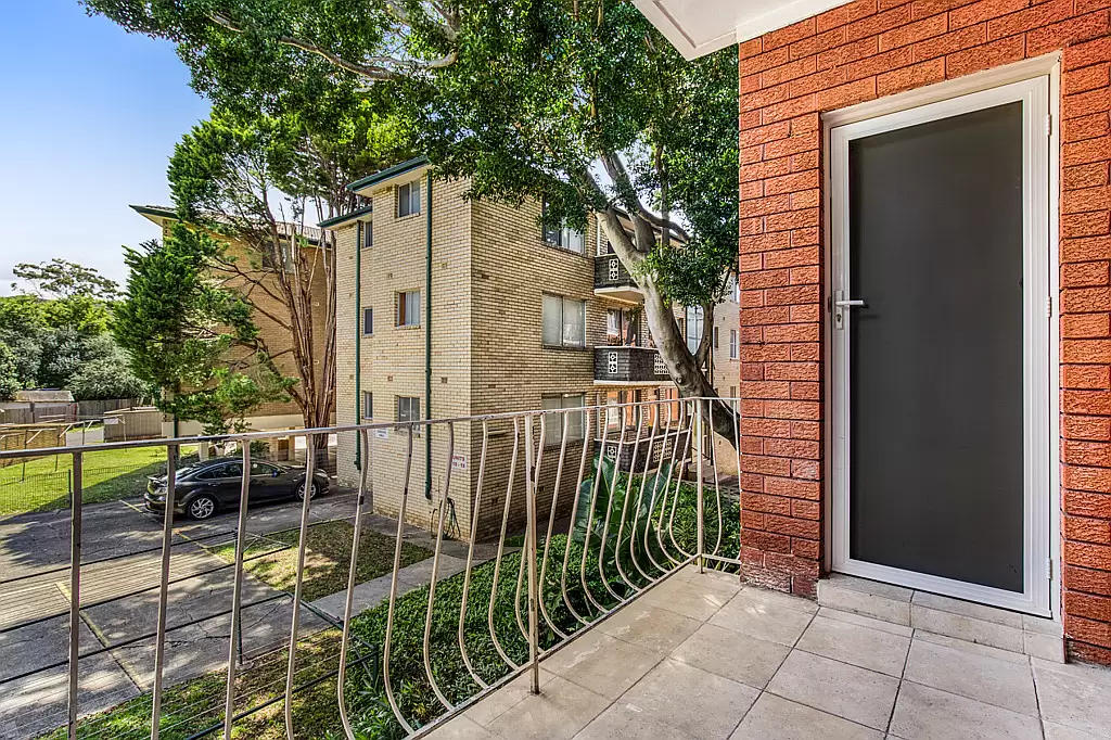 9/27 Wharf Road, Gladesville Leased by Cassidy Real Estate - image 1