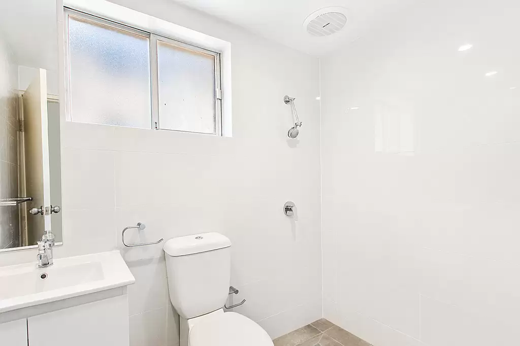 2/25 Pearson Street, Gladesville Leased by Cassidy Real Estate - image 1
