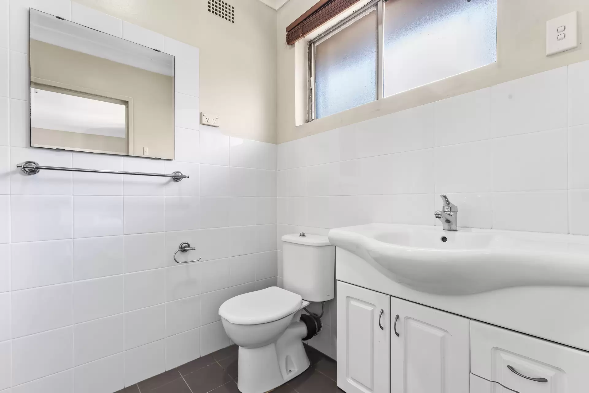 9/4 Hatton Street, Ryde Sold by Cassidy Real Estate - image 1