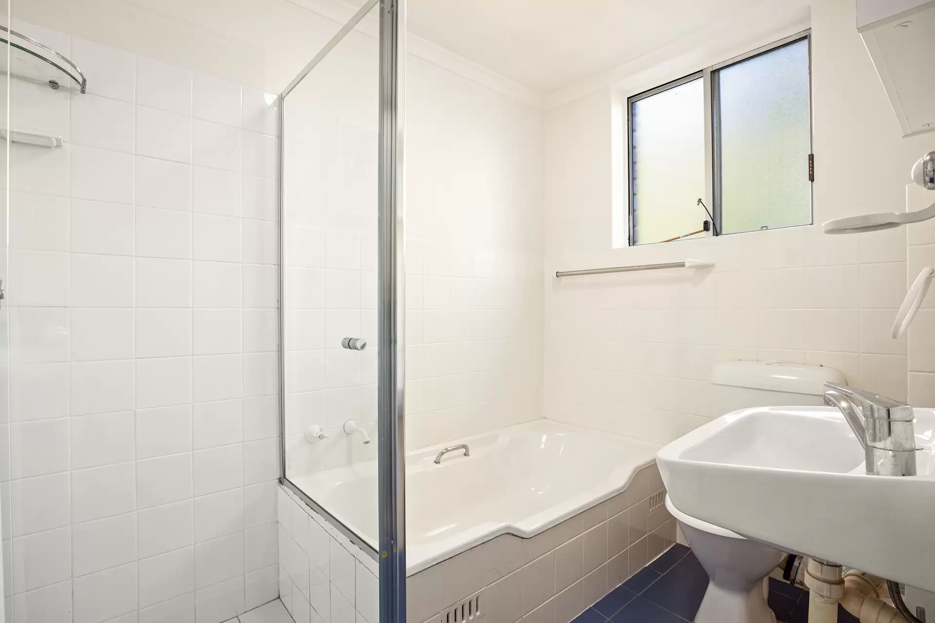 2/31-33 Pearson Street, Gladesville Leased by Cassidy Real Estate - image 1