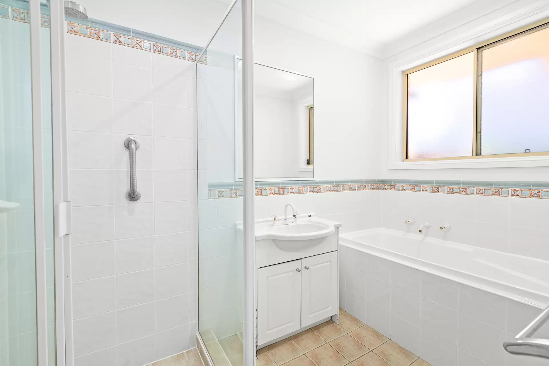 4/13-15 Tennyson Road, Ryde Sold by Cassidy Real Estate - image 1
