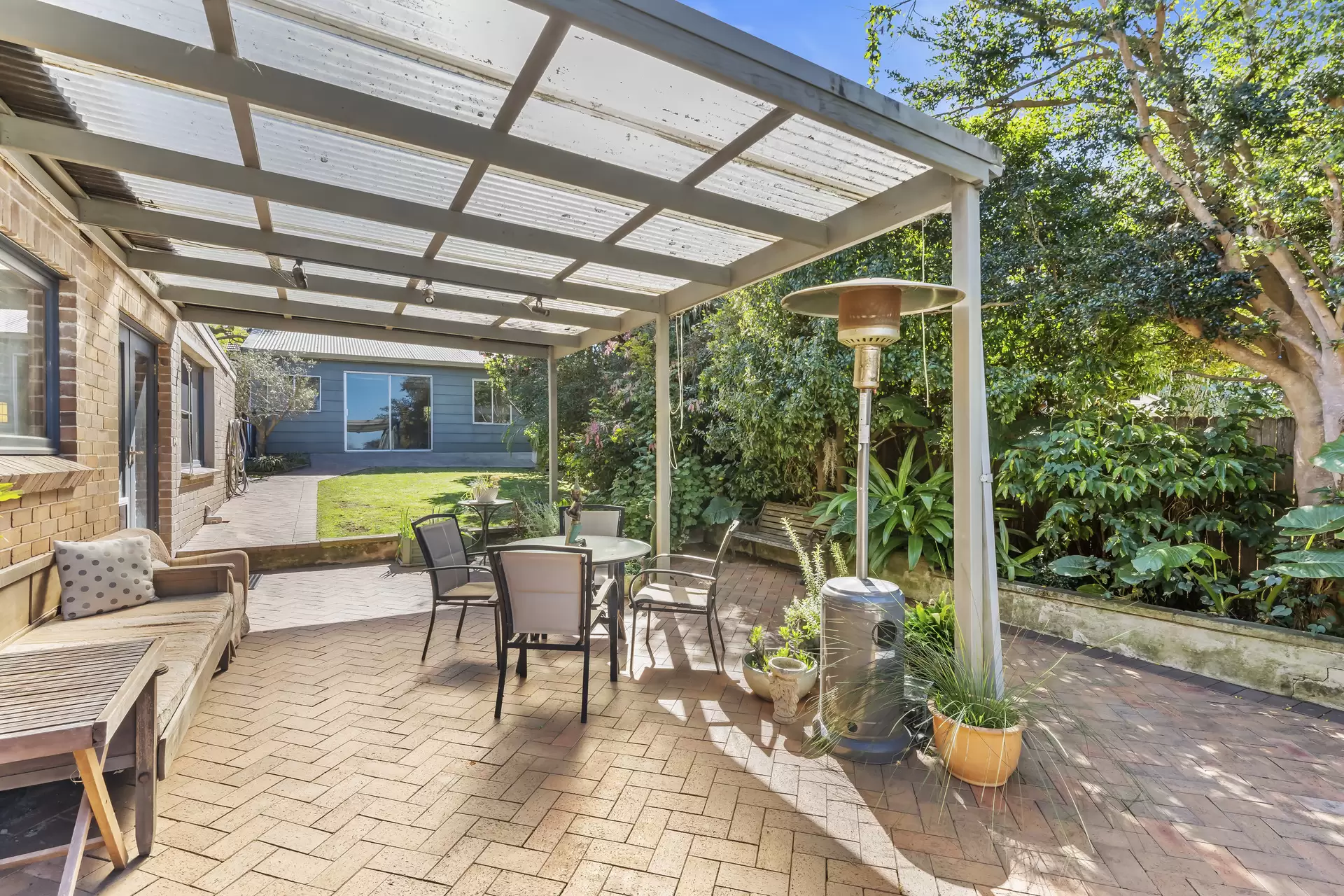 1 Douglas Street, Putney Leased by Cassidy Real Estate - image 1