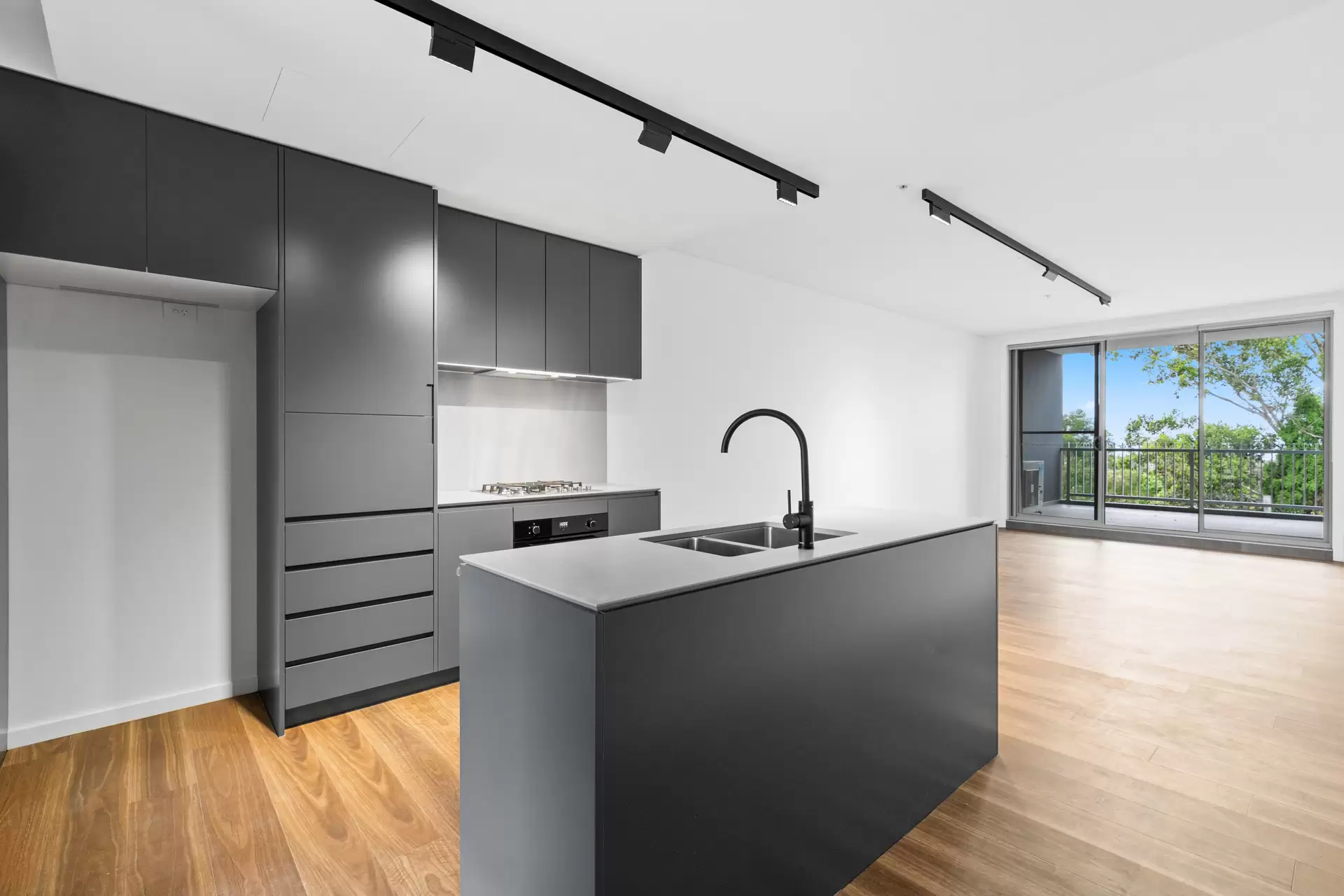 12/13-15 Farm Street, Gladesville Leased by Cassidy Real Estate - image 1