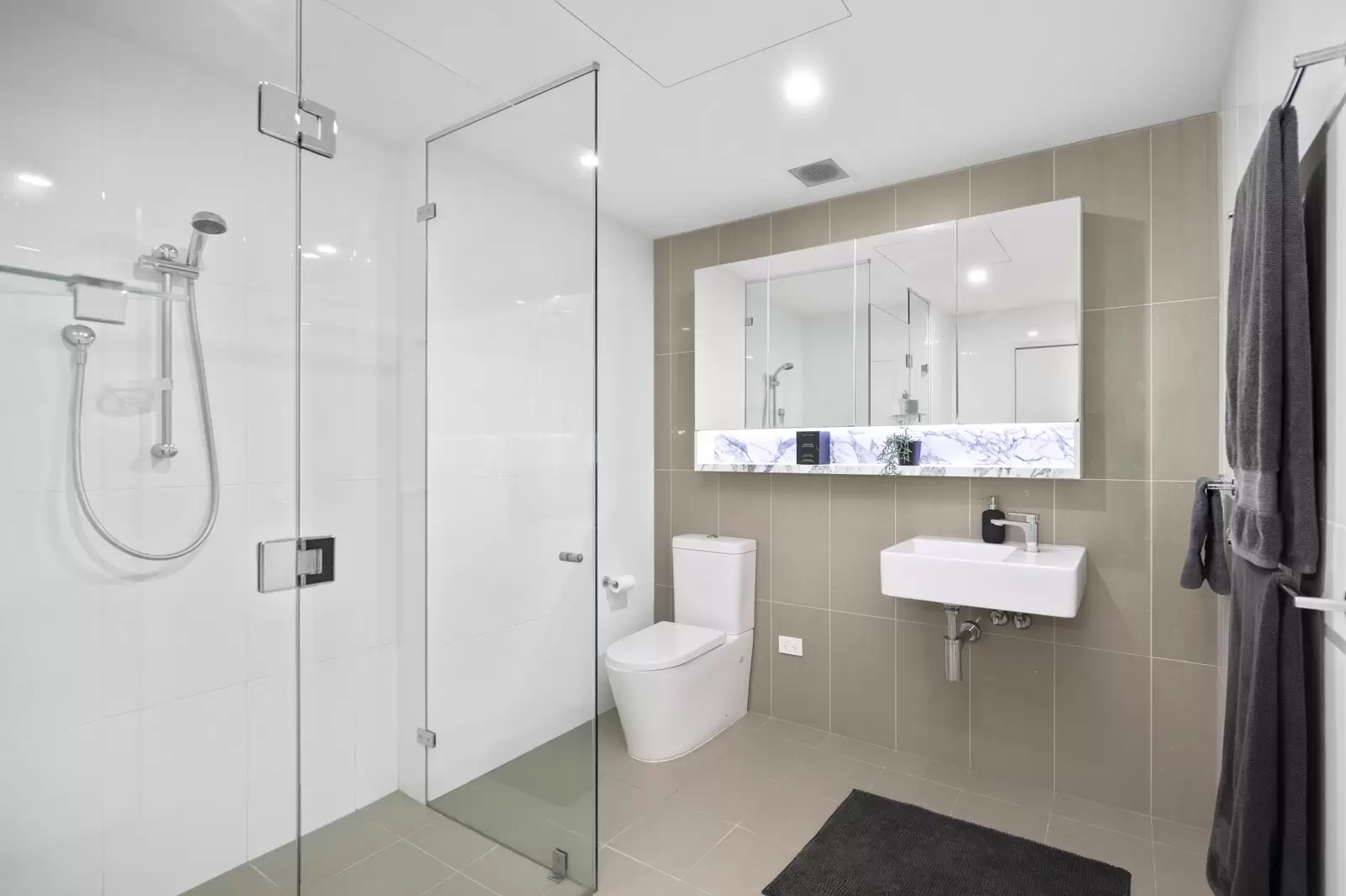 609/8 Wharf Road, Gladesville Leased by Cassidy Real Estate - image 1