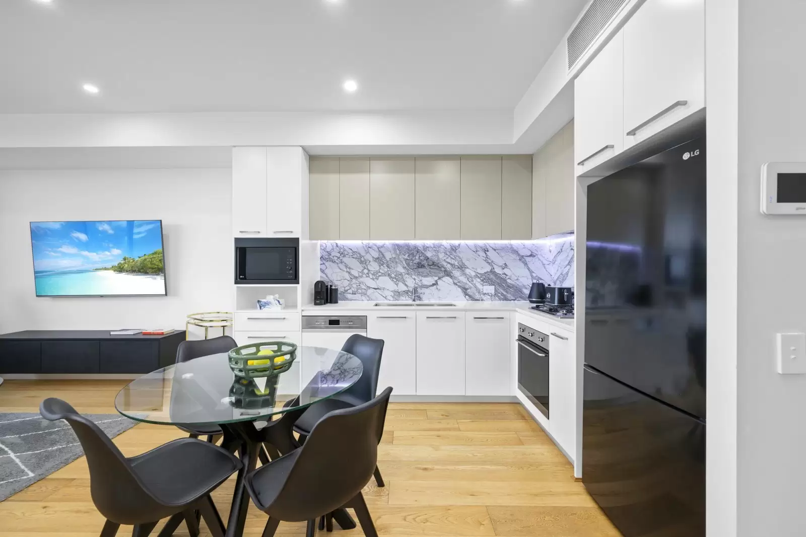 609/8 Wharf Road, Gladesville Leased by Cassidy Real Estate - image 1