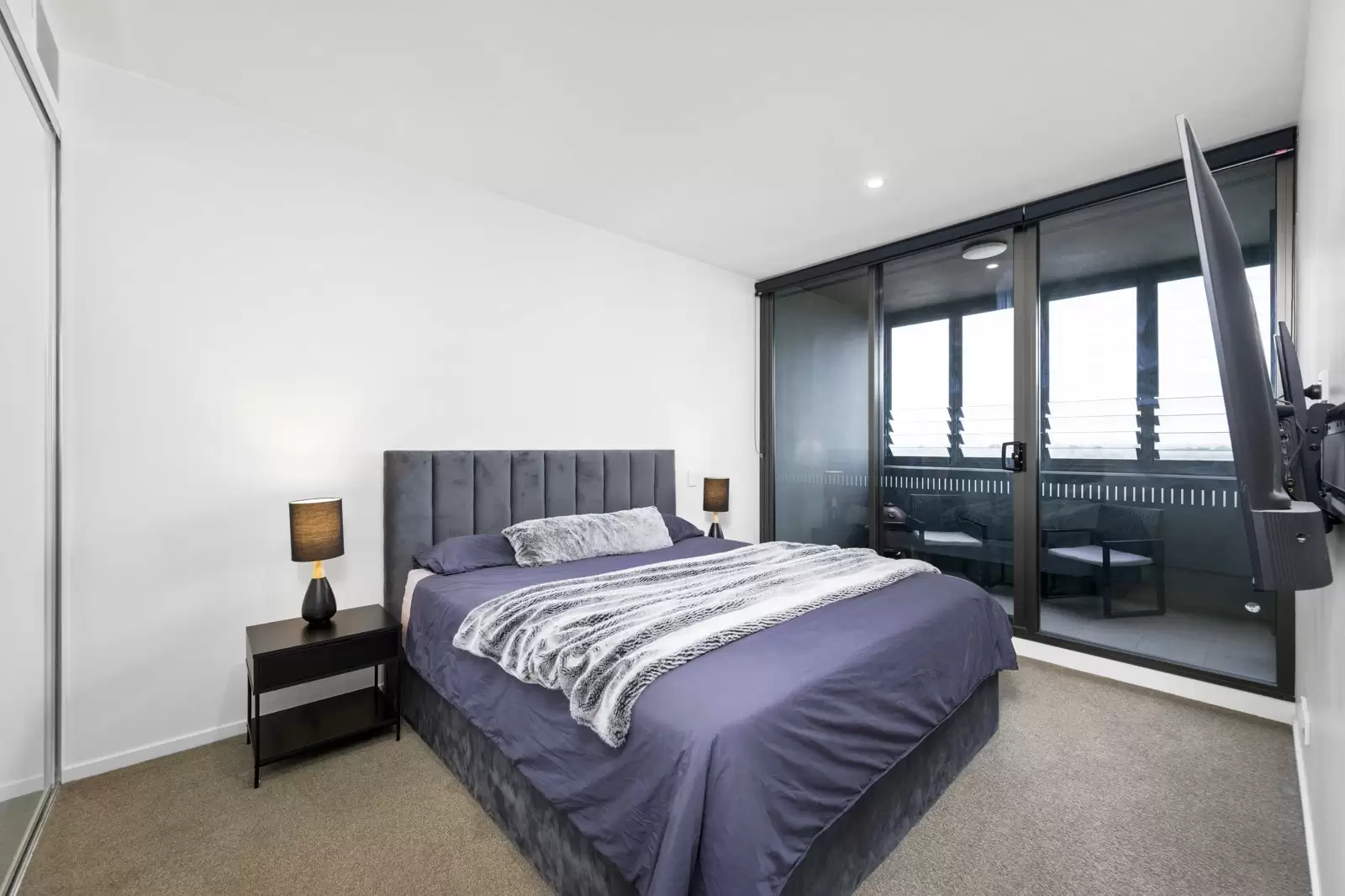 609/8 Wharf Road, Gladesville Leased by Cassidy Real Estate - image 1