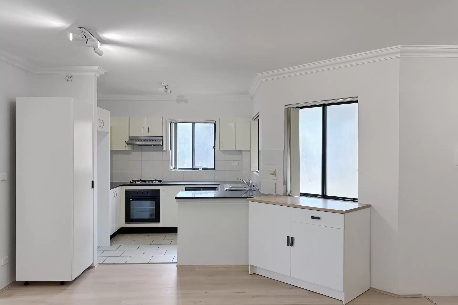 4/1-3 Linsley Street, Gladesville Leased by Cassidy Real Estate - image 1